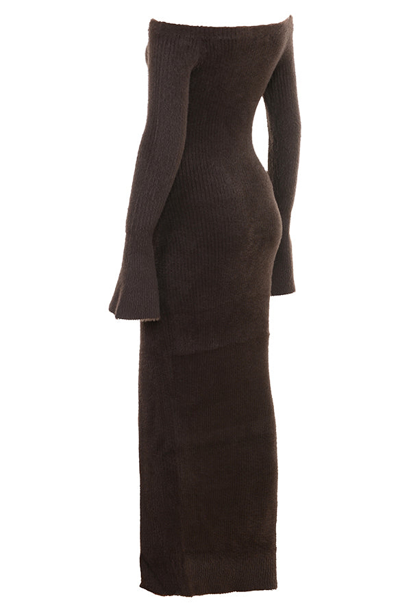 Stilla | Espresso Strikket Off Shoulder Kjole