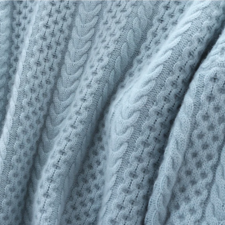 Stilla | Luksus Cashmere Rullekravepullover med Ternet Mønster