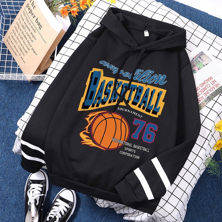 Stilla | Dame Hættetrøje med Basketballdesign