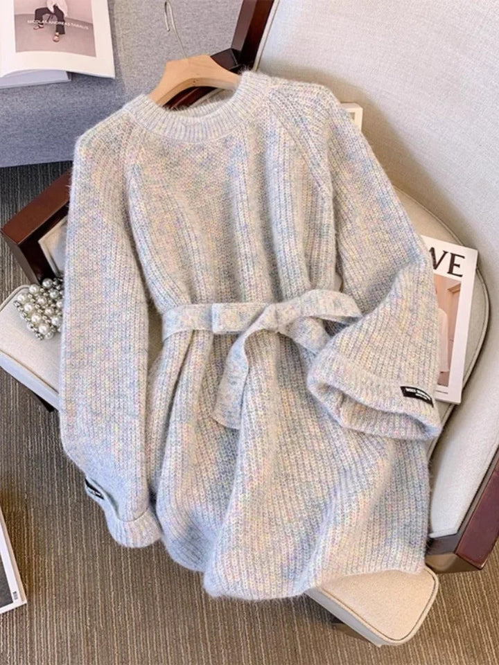 Stilla | Bred dame sweater i bomuld med bælte