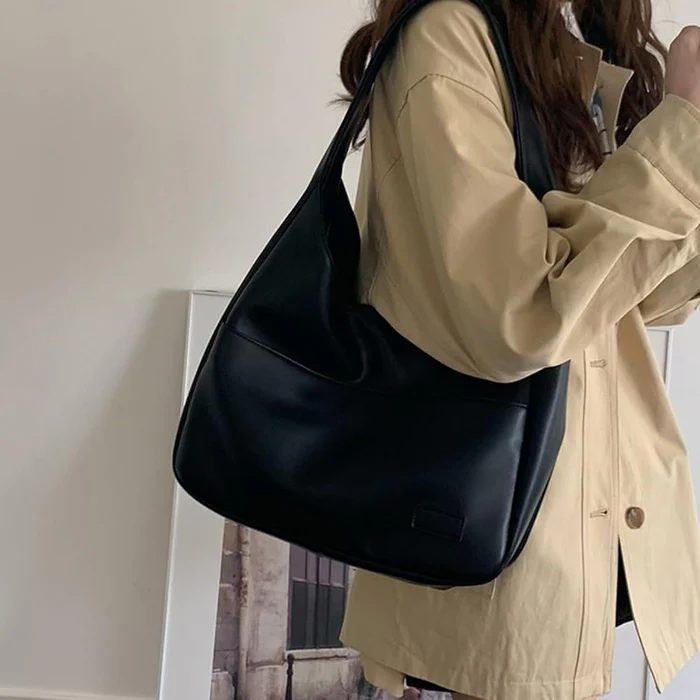 Stilla | På Skulderen Elegance Og Stil På Rejsen