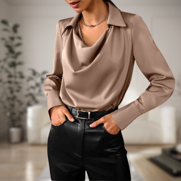 Stilla | Elegant Satinbluse med Ståkrave