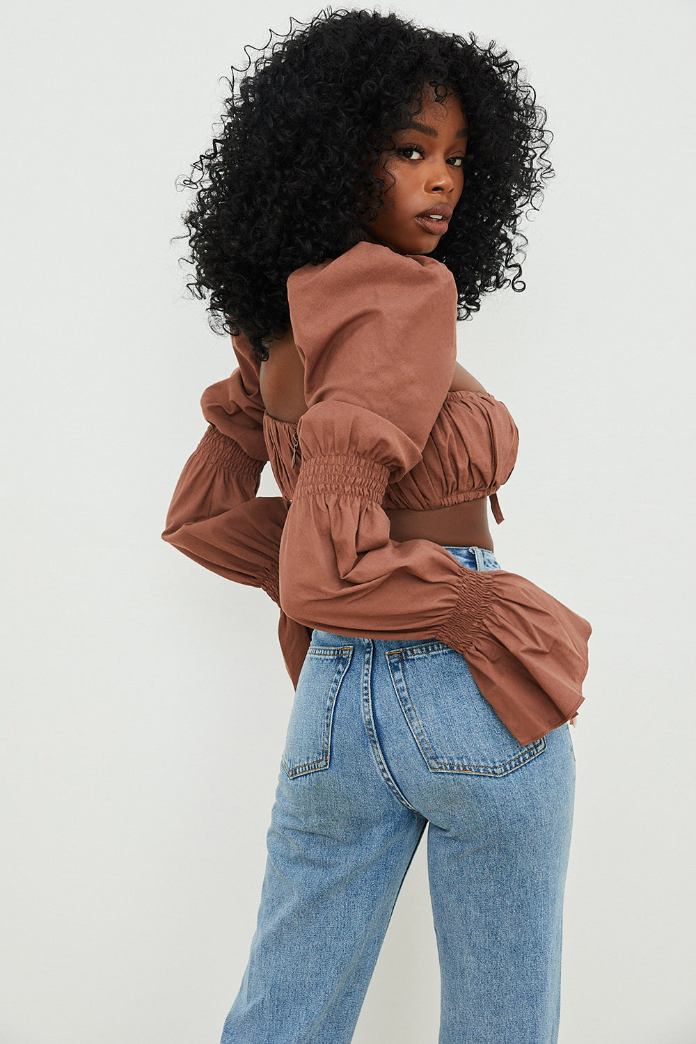 Stilla | Chokolade Smocket Top