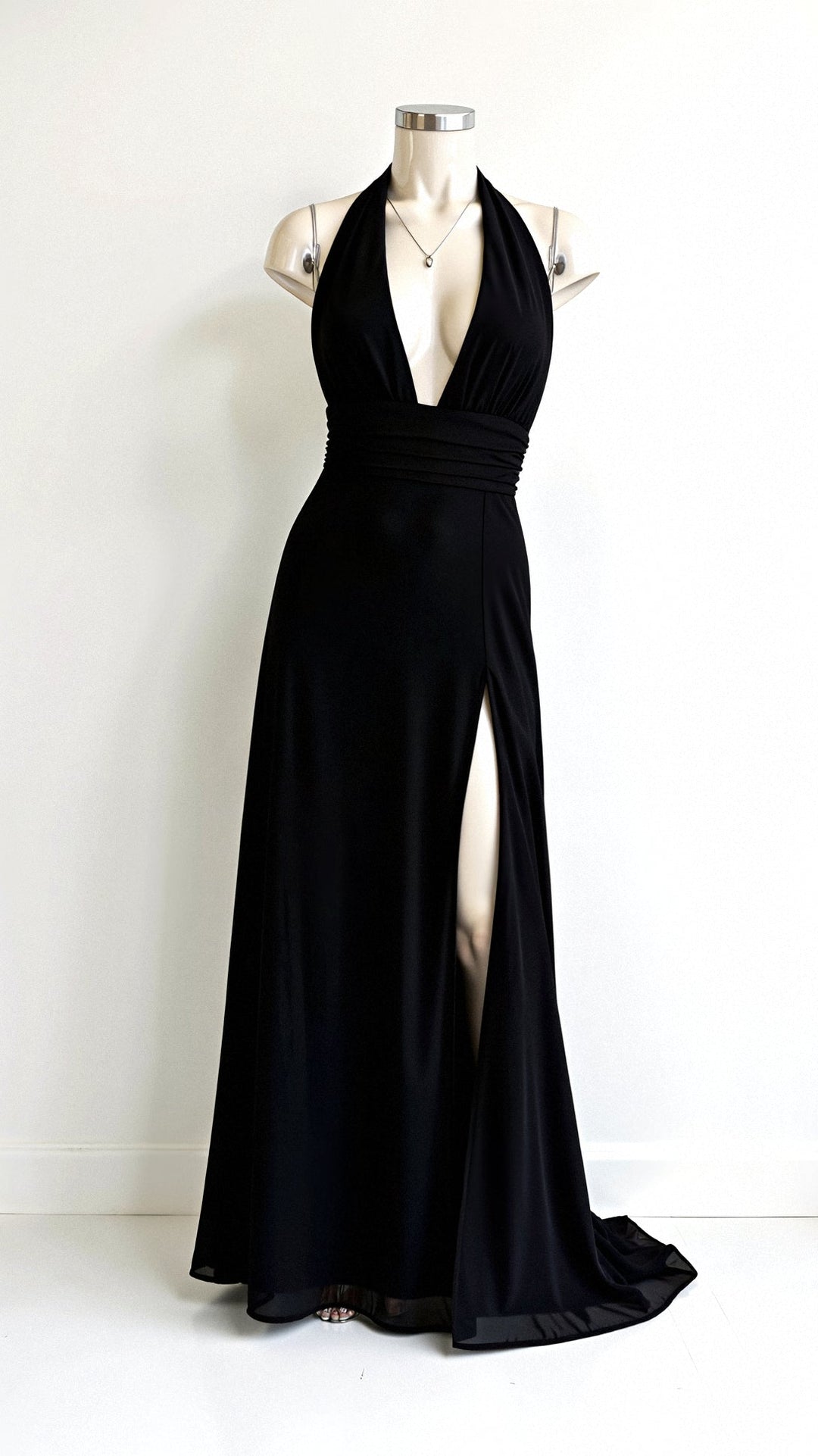 Stilla | Halter Maxikjole