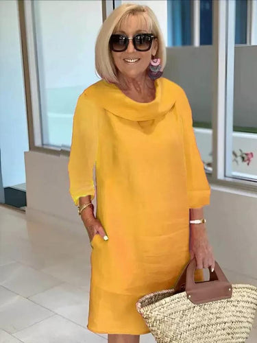 Stilla | Elegant Plisseret Kjole Raffineret Stil Med En Elegant Plisseret Udskæring