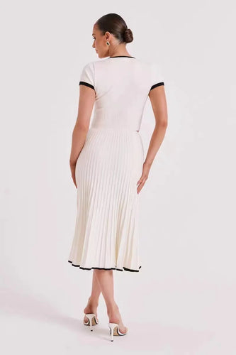 Stilla | To-delt Plisseret Ensemble
