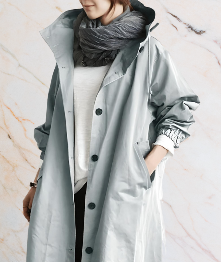 Stilla | Oversized Lang Jakke med Knapper og Dyb Side Lommer