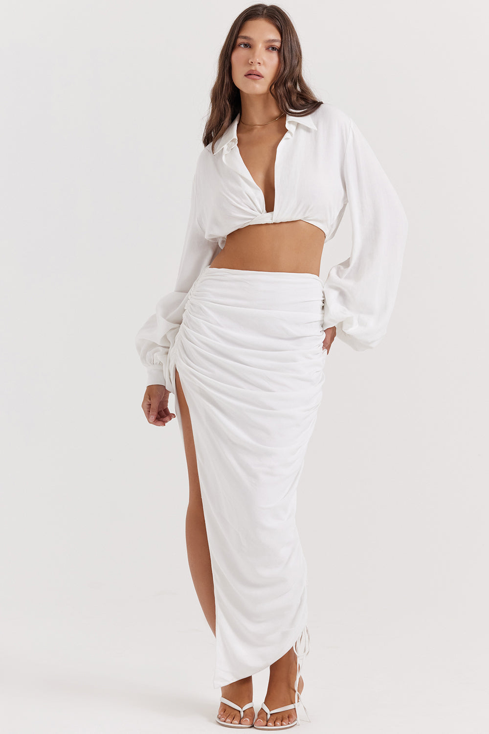 Stilla | Hvid Dyb Blouson Top Med Plisseret Maxi Nederdel