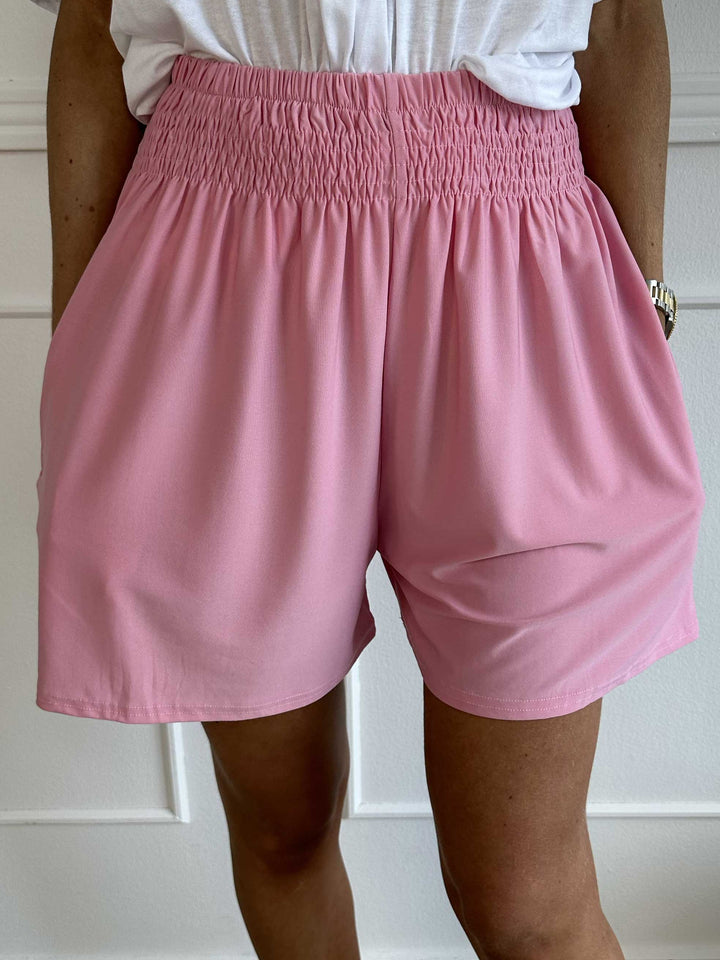 Stilla | Elastiske High Waist Shorts