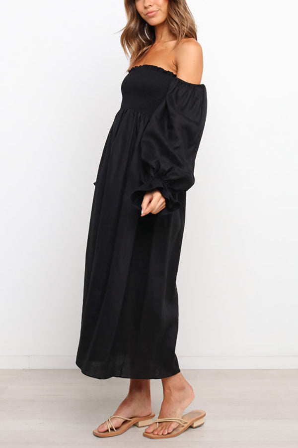 Stilla | Off Shoulder Smocked Midi Kjole