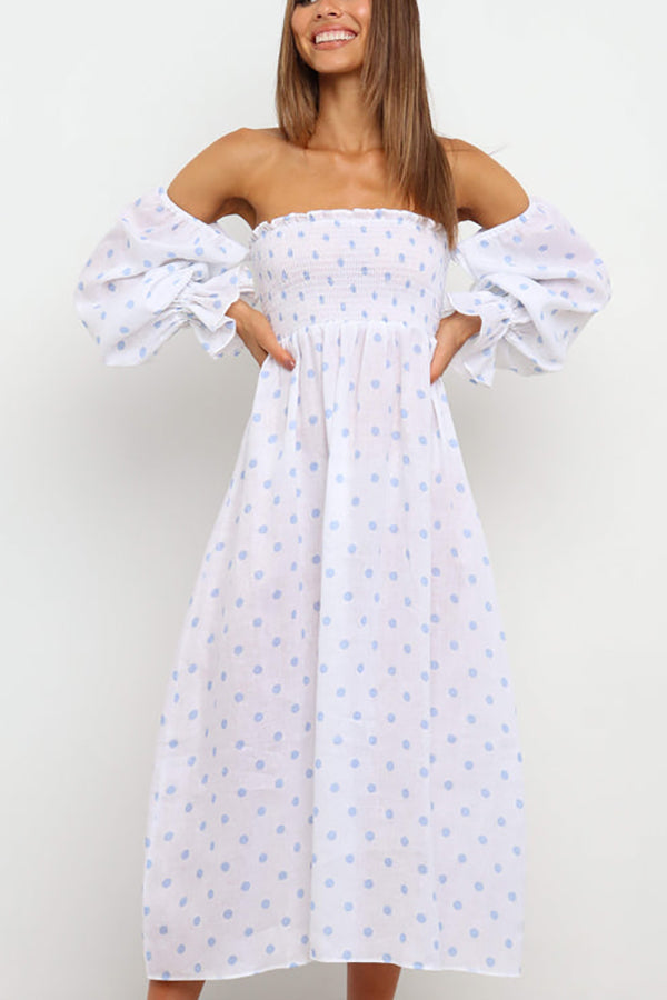 Stilla | Off Shoulder Smocked Midi Kjole