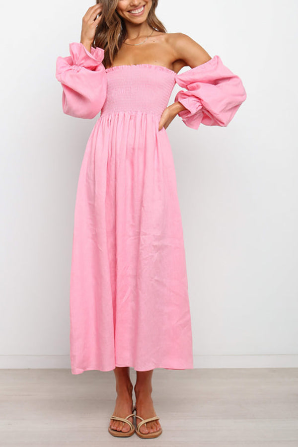 Stilla | Off Shoulder Smocked Midi Kjole