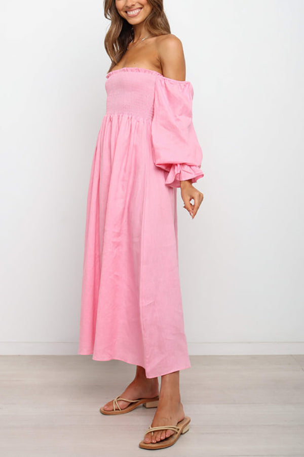 Stilla | Off Shoulder Smocked Midi Kjole