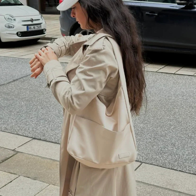 Stilla | På Skulderen Elegance Og Stil På Rejsen