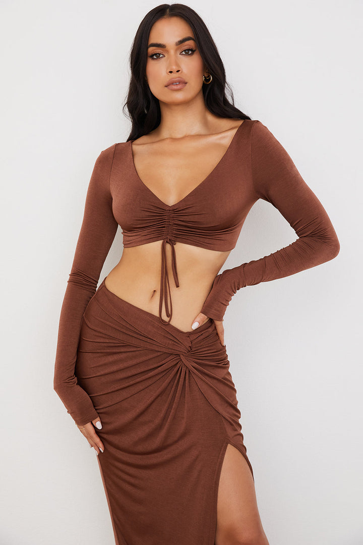 Stilla | Chokoladerynet Croptop Med Jersey Maxi Nederdel Med Snoet Front