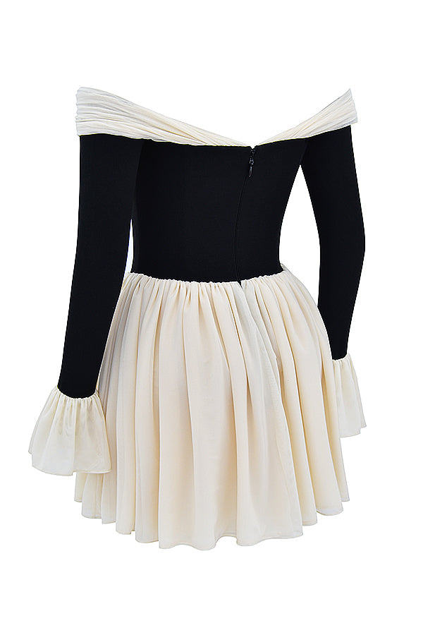 Stilla | Off Shoulder Kjole