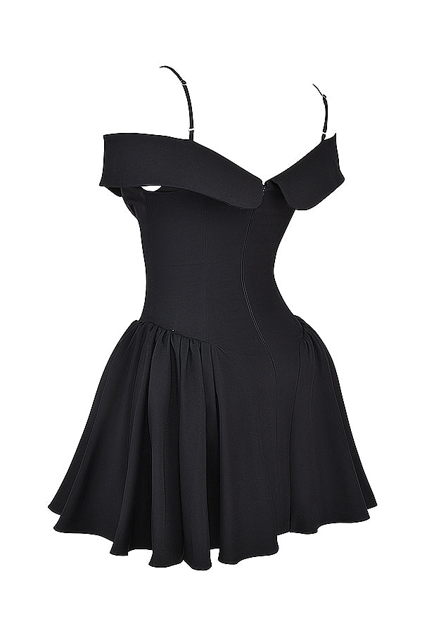 Stilla | Off Shoulder Minikjole