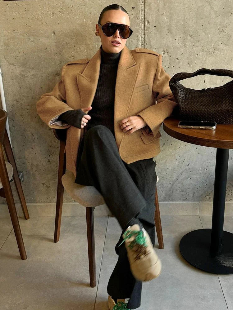 Stilla | Blazer med Skulderpuder