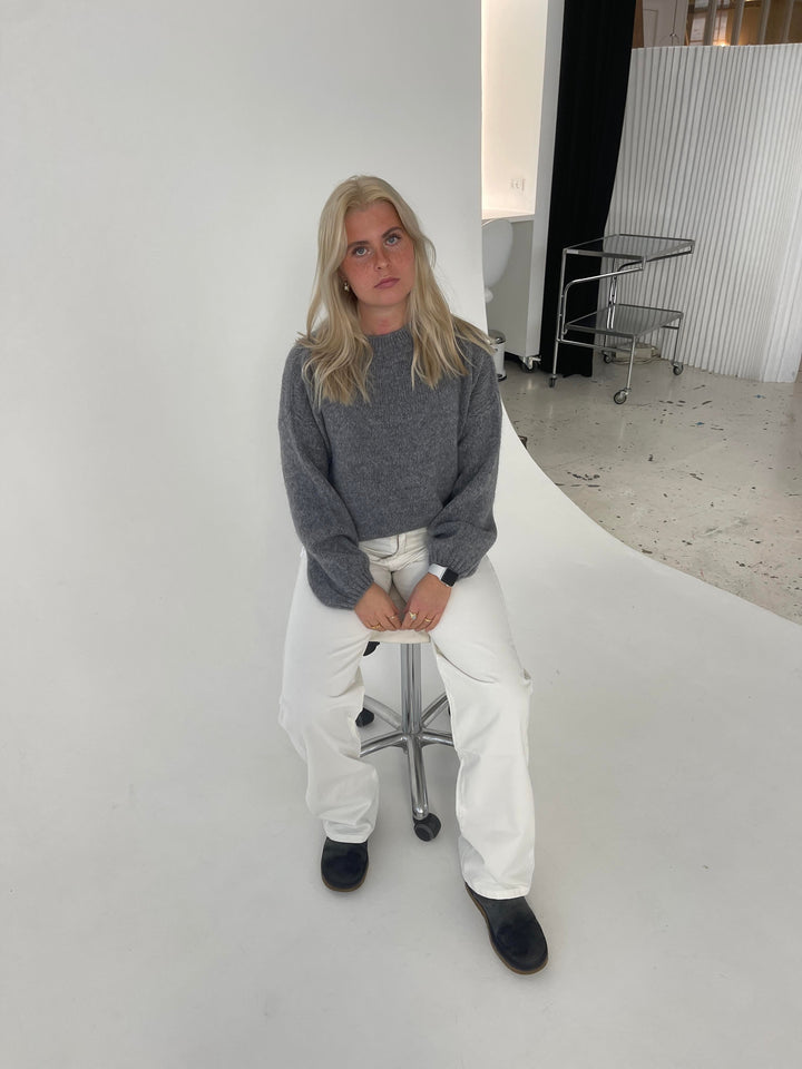 Stilla | Blød Dame Sweater med Løs Pasform