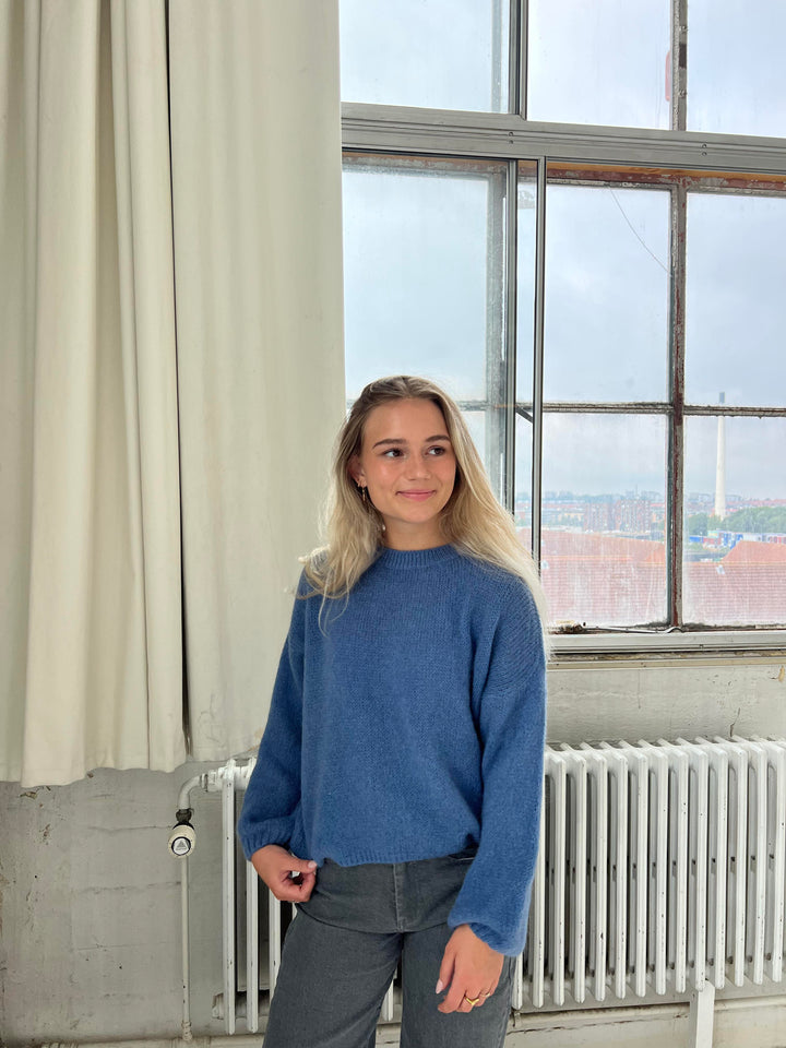 Stilla | Blød Dame Sweater med Løs Pasform