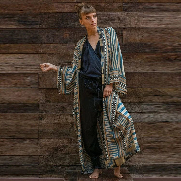 Stilla | Strandkimono Med Aztekermønster Til Sommeren