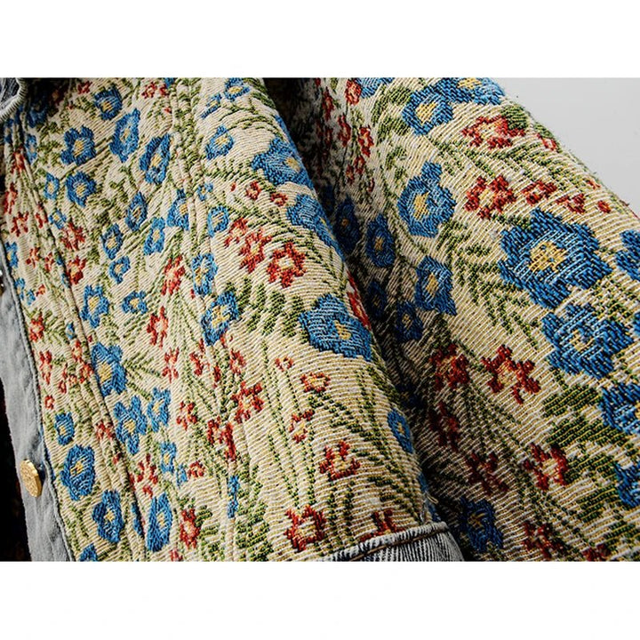 Stilla | Elegant Efterårsjeansjakke Med Jacquardbroderi Og Peter Pan-krave Til Damer