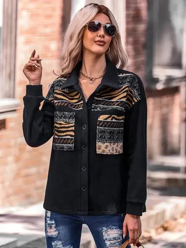 Stilla | Stilfuld Patchwork V-udskæring Damefrakke