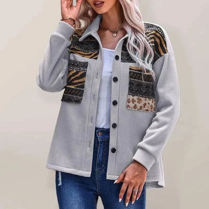 Stilla | Stilfuld Patchwork V-udskæring Damefrakke