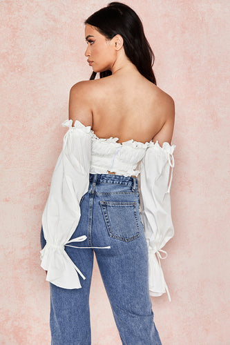 Stilla | Hvid Off Shoulder Top Med Flæser