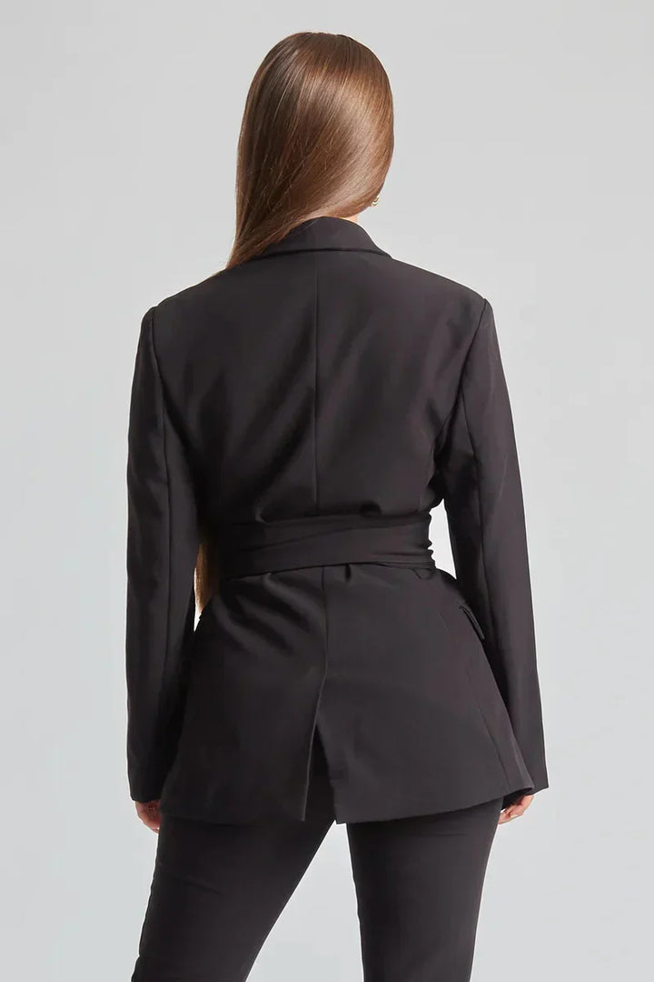 Stilla | Ensemble Elegance Sort