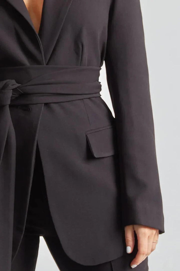 Stilla | Ensemble Elegance Sort