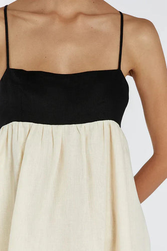 Stilla | Elegante Løs Maxikjole Hvid