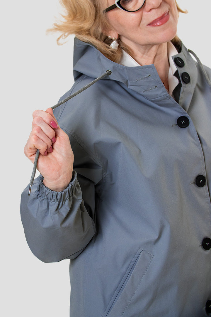Stilla | Elegant og funktionel vandtæt trenchcoat til kvinder
