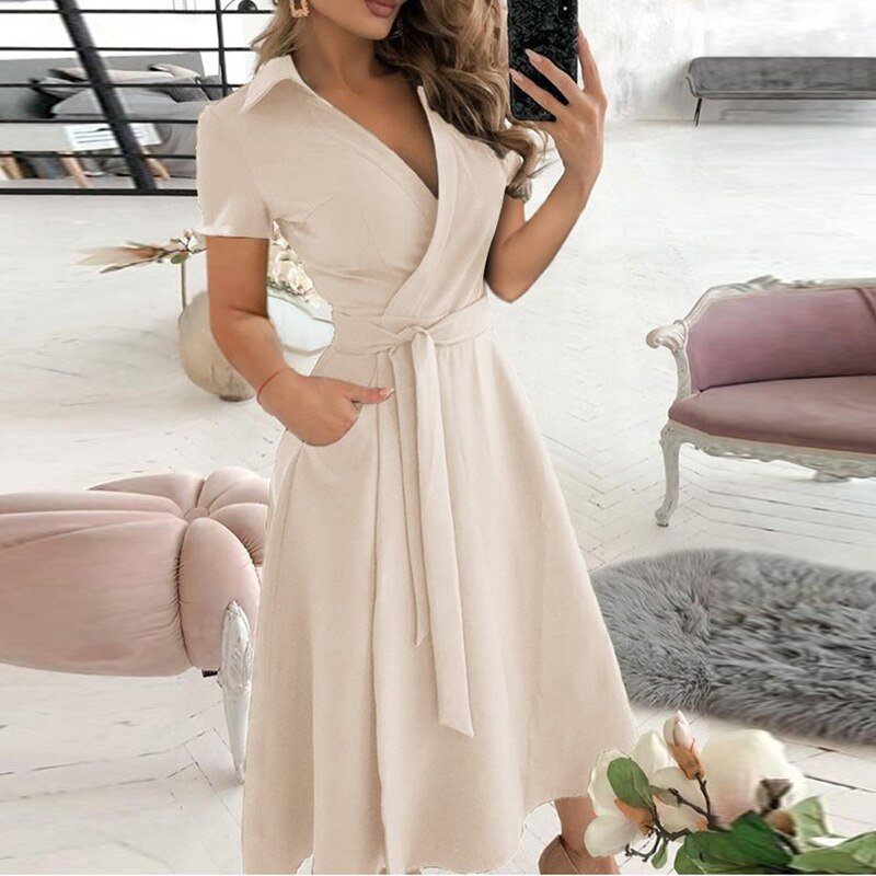 Stilla | a Linje Kjole Med Snøring