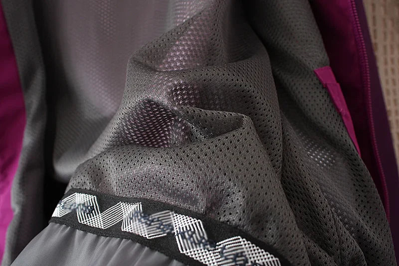 Stilla | Damen Plus Size Vindhæmmende Jakke - Læ闲 & Stilfuld