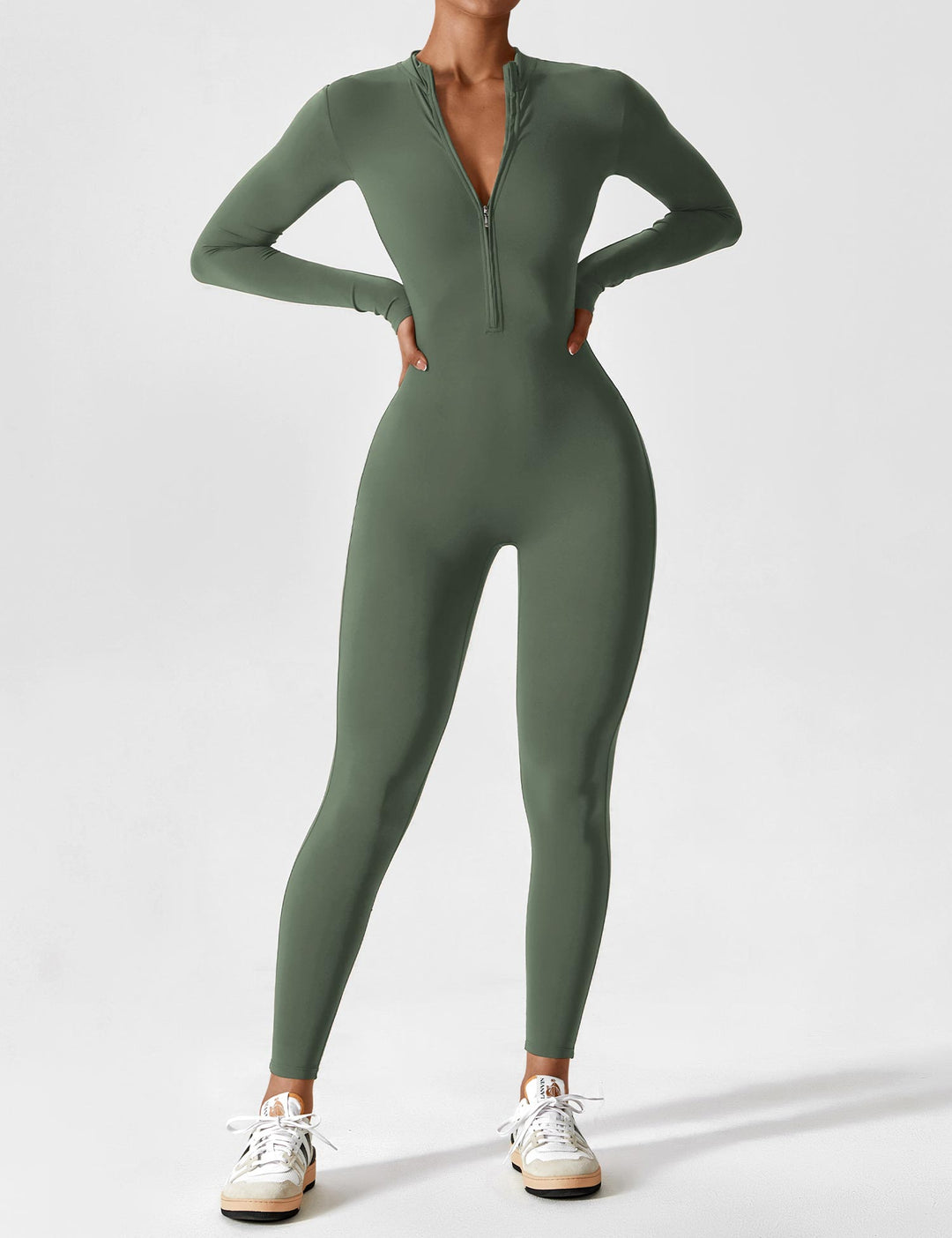 Stilla | Chic efterårs jumpsuit med stående krave og lynlås til kvinder