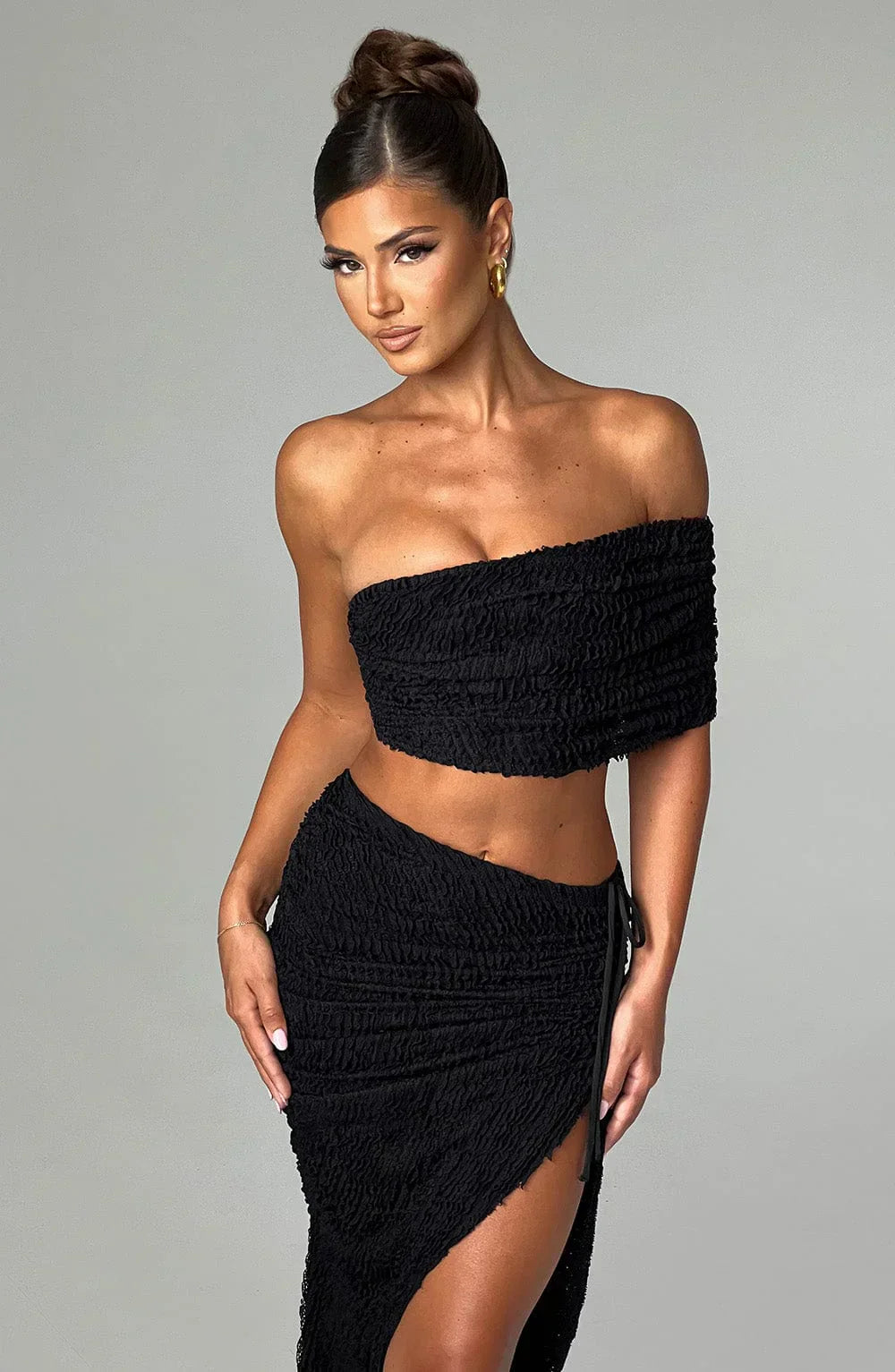 Stilla | Tekstureret Off Shoulder Top Med Nederdel